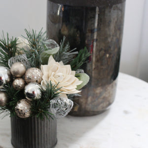 Christmas Wonder: Sola Wood Flowers Arrangements & Centerpieces