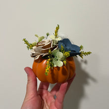 Load image into Gallery viewer, Mini Floral Pumpkin - Blue and Natural
